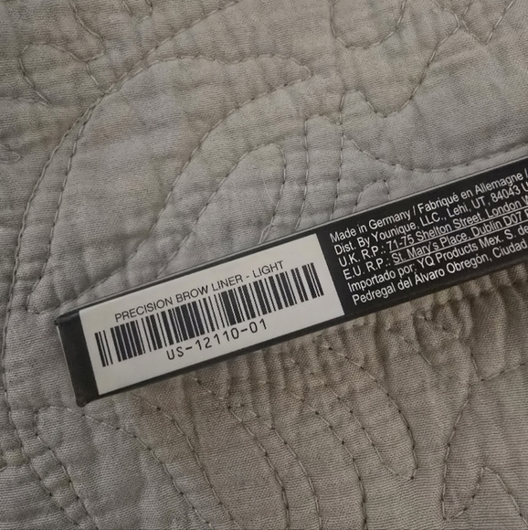 NIB Younique Blond-Light Eyebrow Precision Pencil - Picture 5 of 7